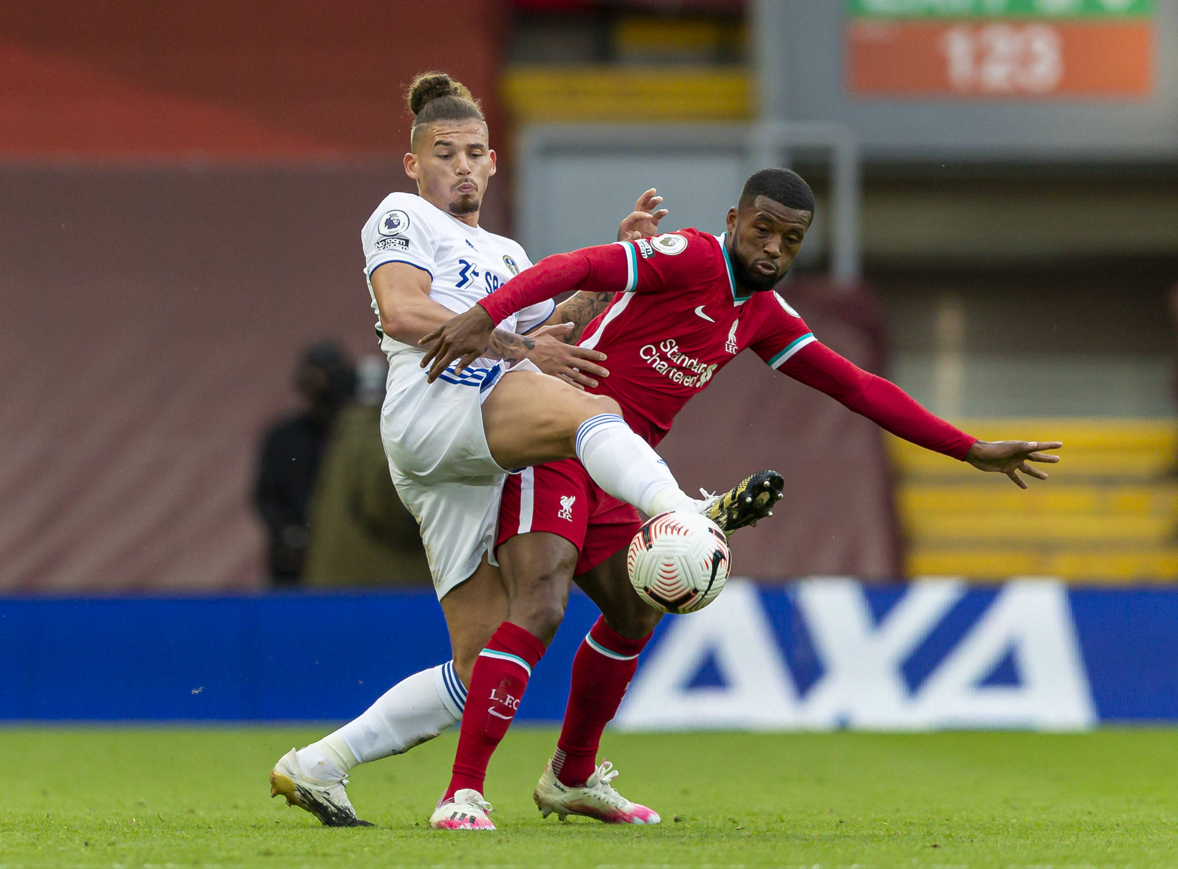 這使她在短 這使她在短